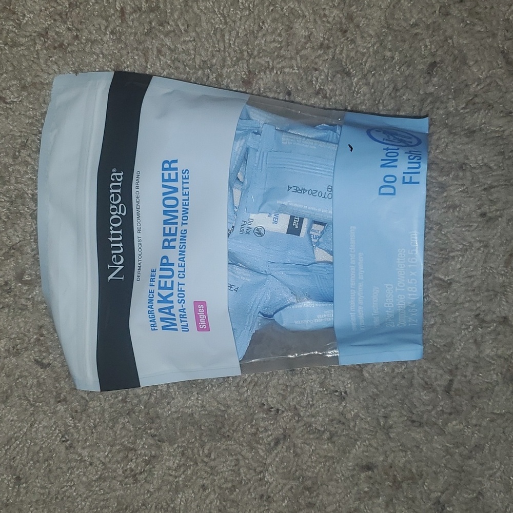 Neutrogena Makeup Remover